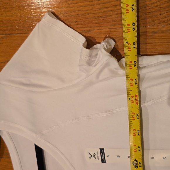XERSION WOMENS WHITE ATHLETIC  SHORT SLEEVES TEE SIZE SMALL - Picture 7 of 12